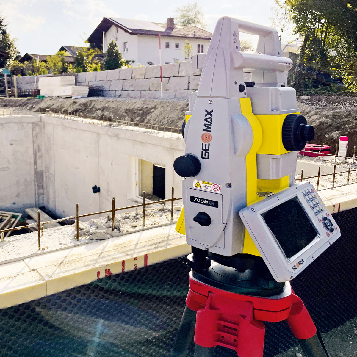 Totalstation Zoom 95 von GeoMax - Genauigkeit von 3 Sekunde