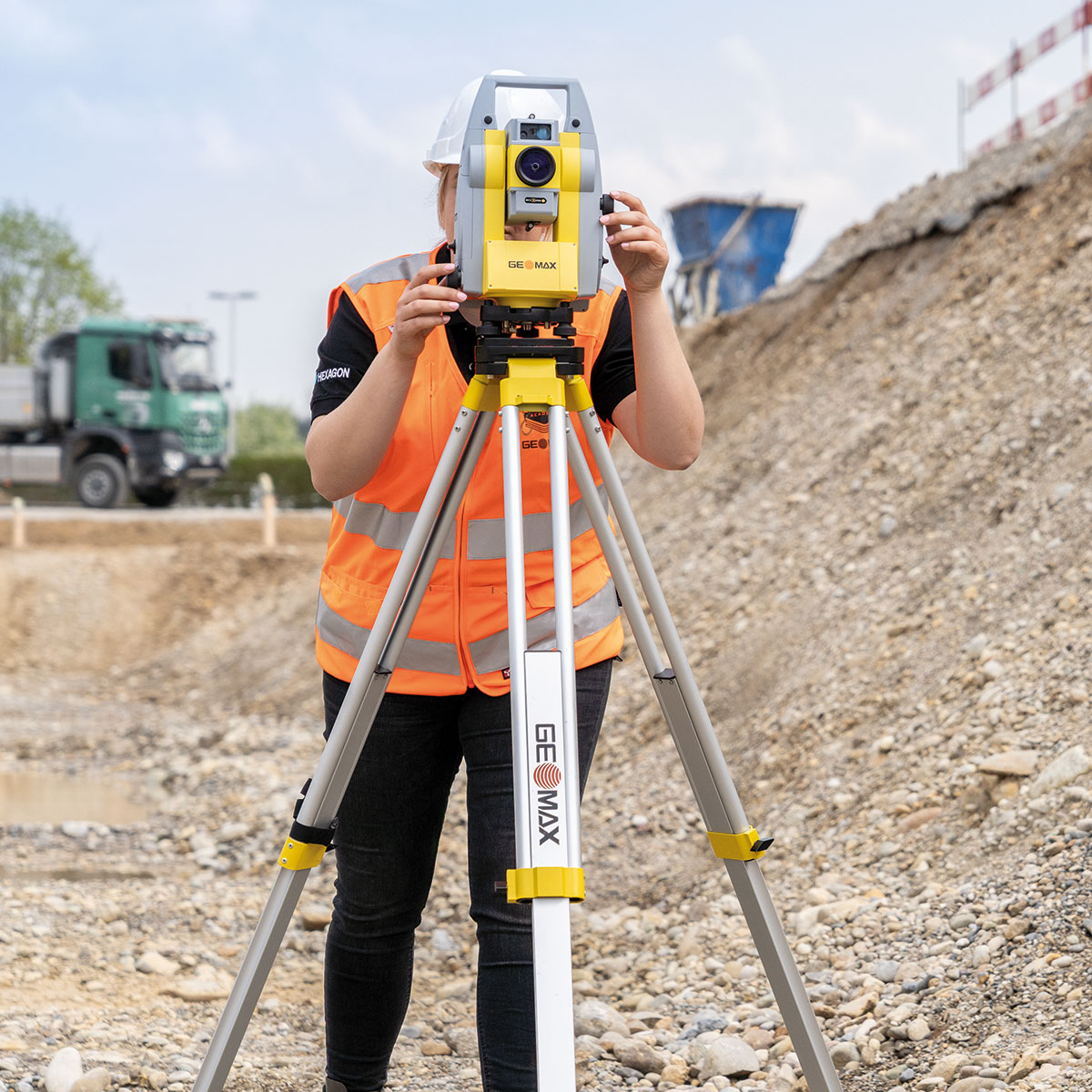 Totalstation Zoom 75 5" von GeoMax